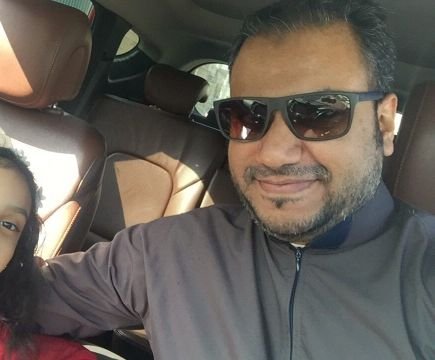 Life is simple .. Just take it easy ..
اللهم عفوك ورضاك والجنة ،، ربّ إغفر لي ولوالدي ولمن أحب ،،
A Banker ..