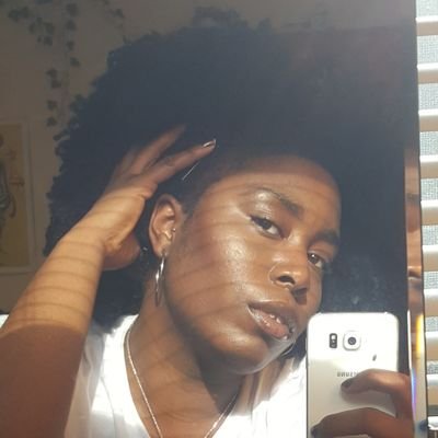 Documentary | Filmmaker | Writer | Professional Genius. | History lover🙌🏾 | Time traveler | Cultural worker - “obvi she’s an interdisciplinary queen”