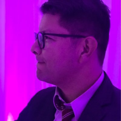 @webmaster of https://t.co/gEQhnShtjE @fullstackDeveloper Me gusta la física, el arte. Me importa el bienestar de todos nosotros y adoro los 🌮