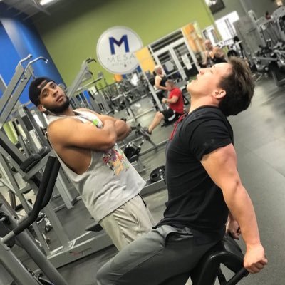 The Typical Gym Broz official Twitter. Just wanna enjoy lifting, and life..and make you laugh 😂! The house of the chocolate Oso 🐻 and the Vanilla Gorilla 🦍