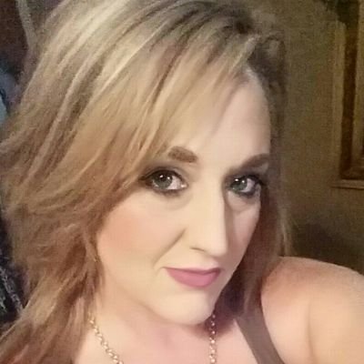 I'm turning a new chapter in my life... come along with me for the journey has just begun. I'm a Southern gal with lots of Southern charm!