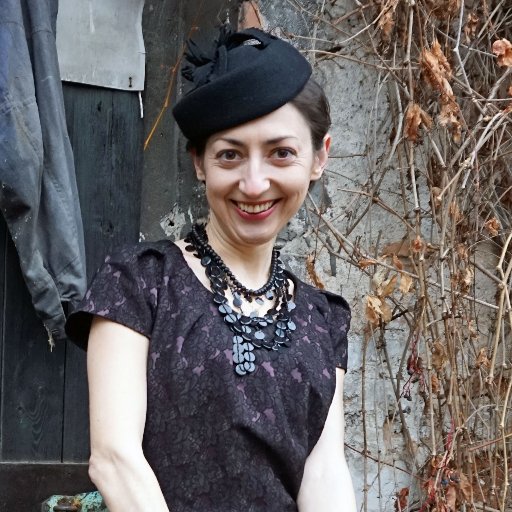 PolitykaMilosna's profile picture. estetyk, blogerka, autorka art. naukowych, recenzji i kolaży.
https://t.co/uIeuHiQPv0