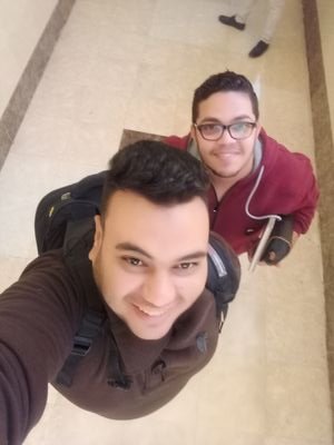 من المؤسف ان تعيش ف وطن اقصى طموحاتك فيه
ان تغادره بسلام دون رجعه 💔