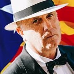 Ciutadà enamorat de la República Catalana. Gràcies per seguir-me. Donec Perficiam ‼️