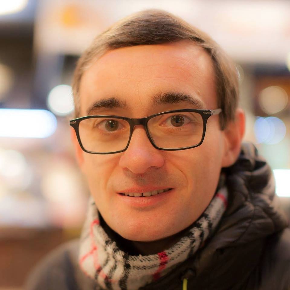 Électronicien, de Montélimar, président de l'association Convergences 26 pour la création d'un FABLAB à Montélimar.