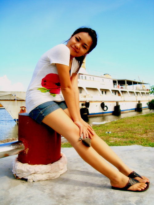 nur_matahari's profile picture. be urself...u'll feel much3 better (^_^)