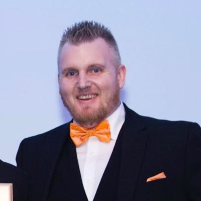Father, Sales manager & optimist. Loves MMA, carpfishing,technology and money