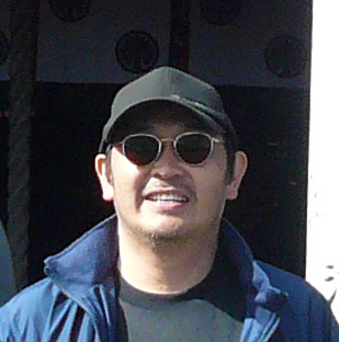 alpha_geeks's profile picture. ICTエバンジェリスト／ITアーキテクト。
中学から全寮制で生活。その後、米国加州で20歳前後を過ごす。20〜30歳代前半は金融系の SE 。パッケージソフトなどの企画を経て1998年からはネット系。2010年、アルファギーク株式会社を設立、ほぼ個人事業ですが Cloud系、IT系に従事。