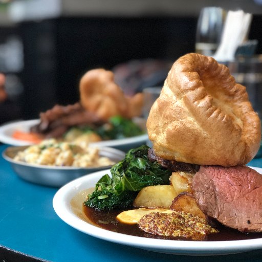 Laid-back neighbourhood restaurant & late night bar. #SeasonalBritishFood🥩#CraftBeer🍺 #BottomlessBrunch 🥂 #SundayRoast 🥔 hello@coinlaundry.co.uk