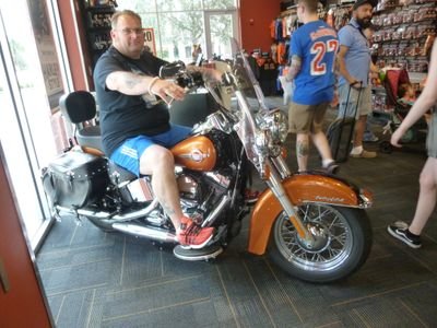 DavidWa75612172's profile picture. 