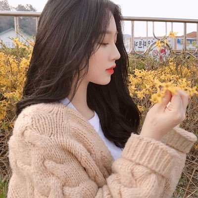 mmiiiiimii's profile picture. 