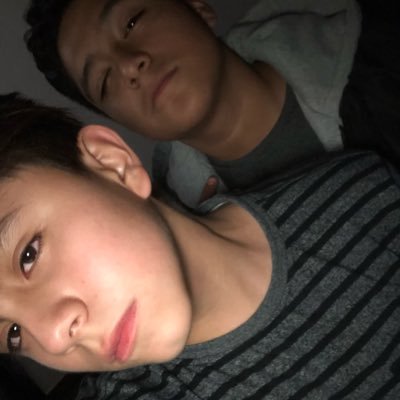 Fortnite pro player | Capricornio | 11 años | hombre en busca de aventuras.
