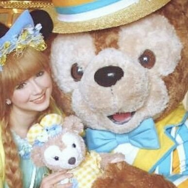 Just a normal girl who ❤ #Disney and #Duffy! #ダッフィー, party princess, #secrethoney collector, together with hubby & my puppy at #DisneylandParis