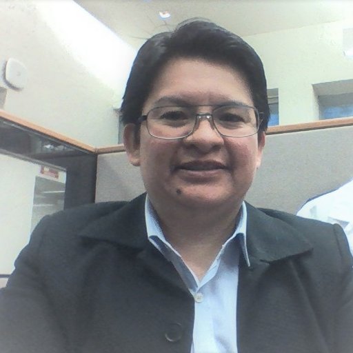 Sumergida desde el inicio de las pc's e internet en México, mercadóloga de profesión pero chika geek de corazón, newbie en #cpmexico. ;)