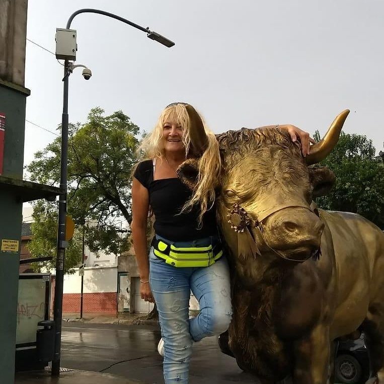 YinaMarta's profile picture. 