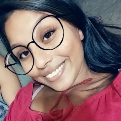 São José dos Campos - SP | 1999 | Pedagogia 👩🏽🏫 | Católica - Apostólica - Romana 💒📿 | 06.11.12 - @magrin_garcia 💙💍💏
