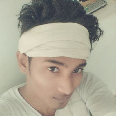 love to talk a lot and admirer of beauty in this world....