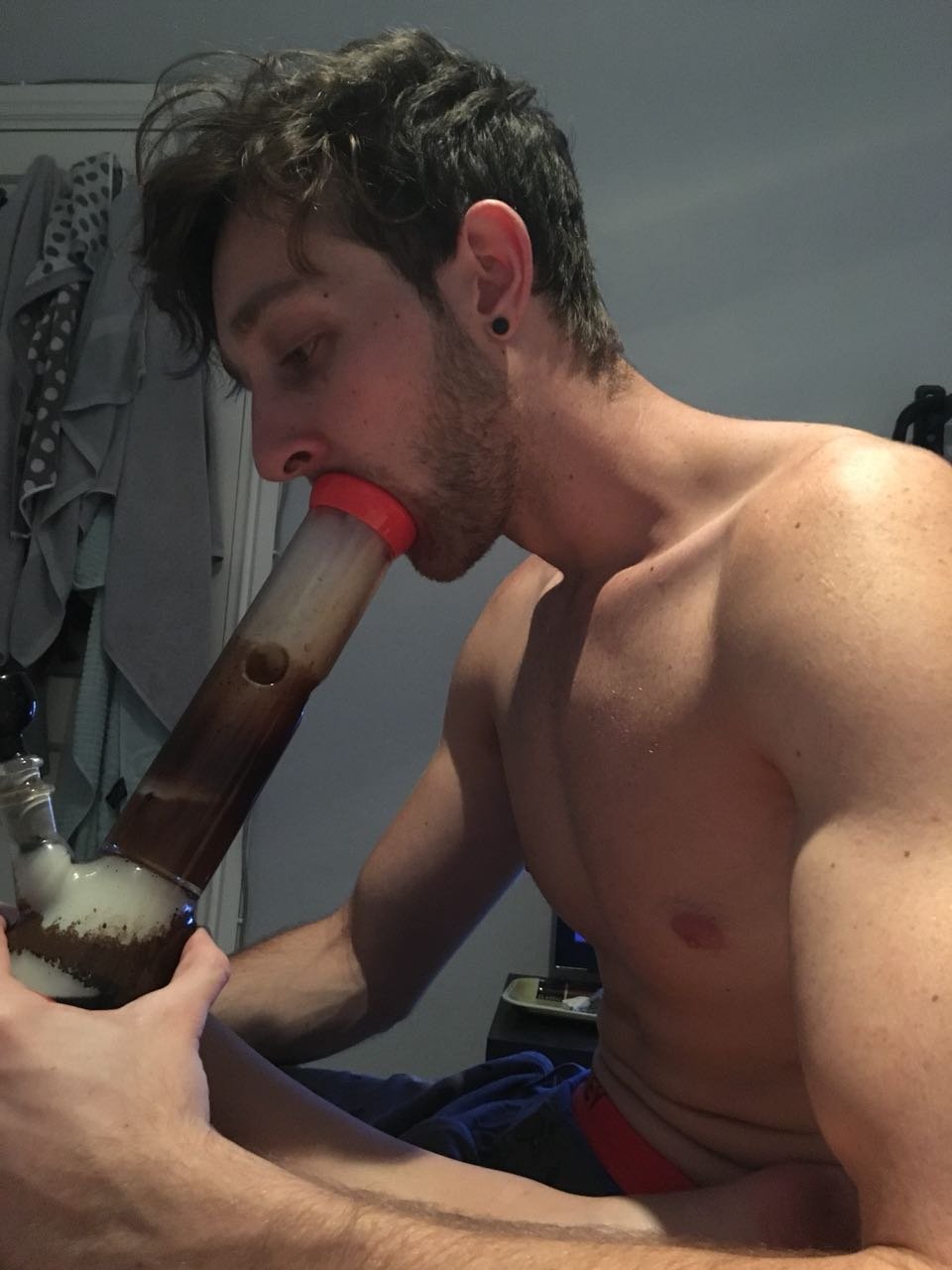 kyle_eatwell's profile picture. 