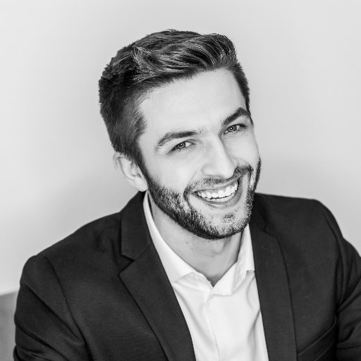Growth equity investor @inovia, wannabe surfer, part-time thrill seeker, geopolitics enthusiast.