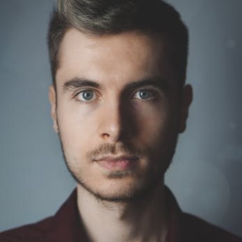 nasimkhazar's profile picture. ساكن اقليم خشمم 🌸   كينه دارم واصيلم  خصم اين شيخ ريايي🌸   آريايي بي بديلم  اقتداكردم به خورشيد 🌸  تابه تاريكي بتازم  خانه اين شر بسوزم 🌸    ميهني ازنوبسازم