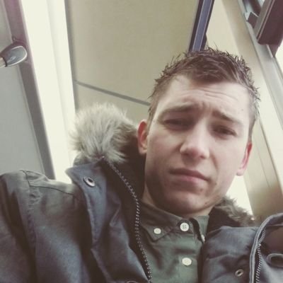 tompowell967's profile picture. [23] 😎
Feel free to scroll through my page and read my tweets, if you want to chat or have any questions drop me a private message.  DRUM & BASS / FOOTBALL♥
