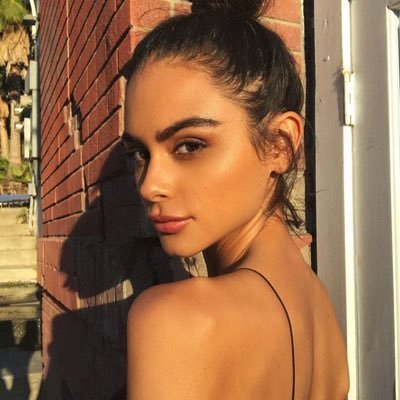 romysterieuz's profile picture. 