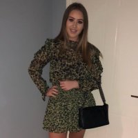 Ellie Irons (@ellieironsx) Twitter profile photo