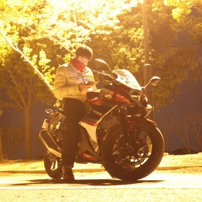 H30.4.1.GSX250r納車
ツーリング仲間募集中です！
            エクストリーム練習中
福岡▶埼玉▶大分