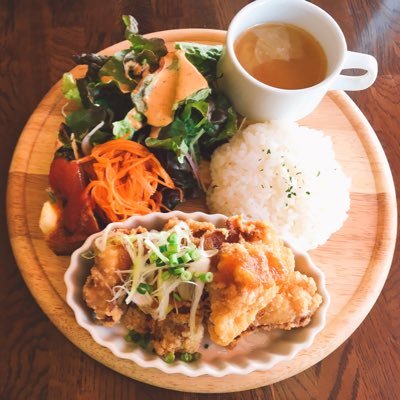 aoringoame3's profile picture. なんとなく生きてます