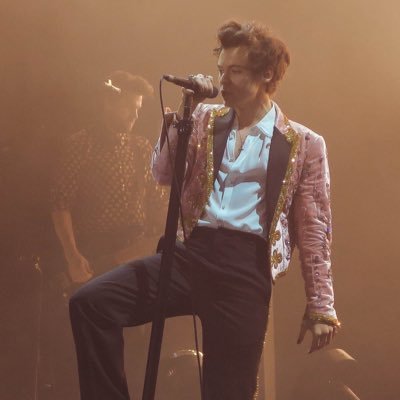 ''Harry Styles is a breath of fresh air in a sea of boring male fashion choices.''