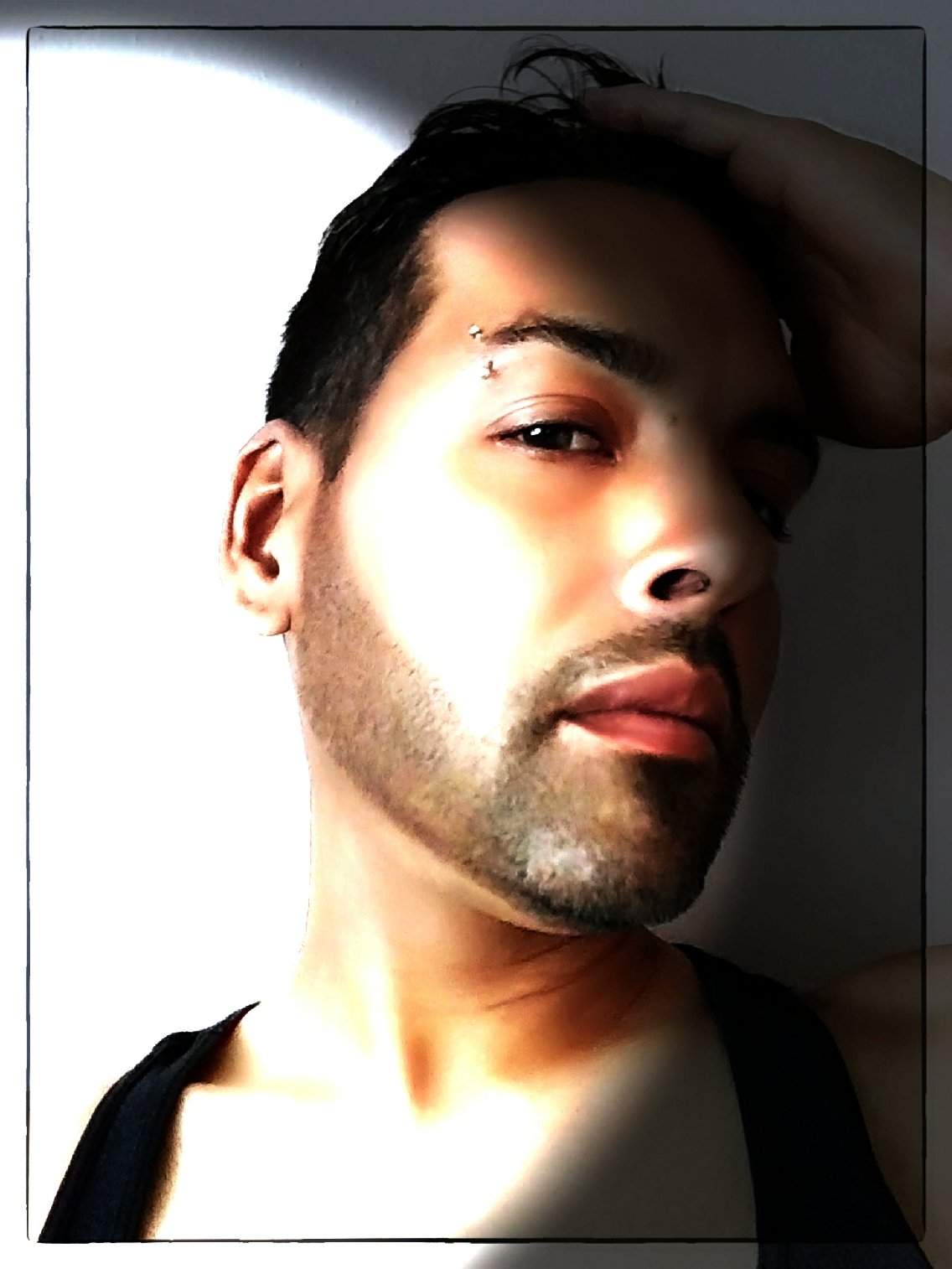 Vocalist, Producer, Lyricist. Ⓜ has numerous singles and compilations under various names such as M., M, M2X, M2A, Duzkiss™ & Mark Velazquez.