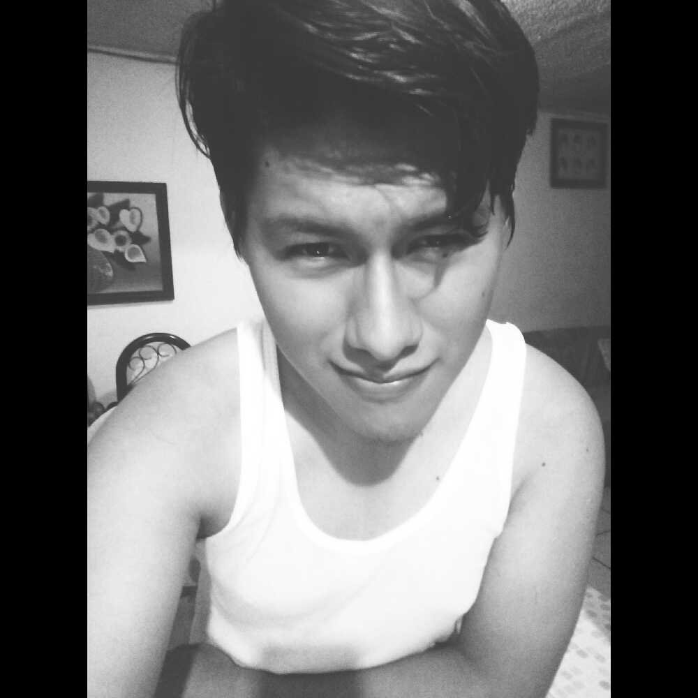 BlurredShadow's profile picture. 