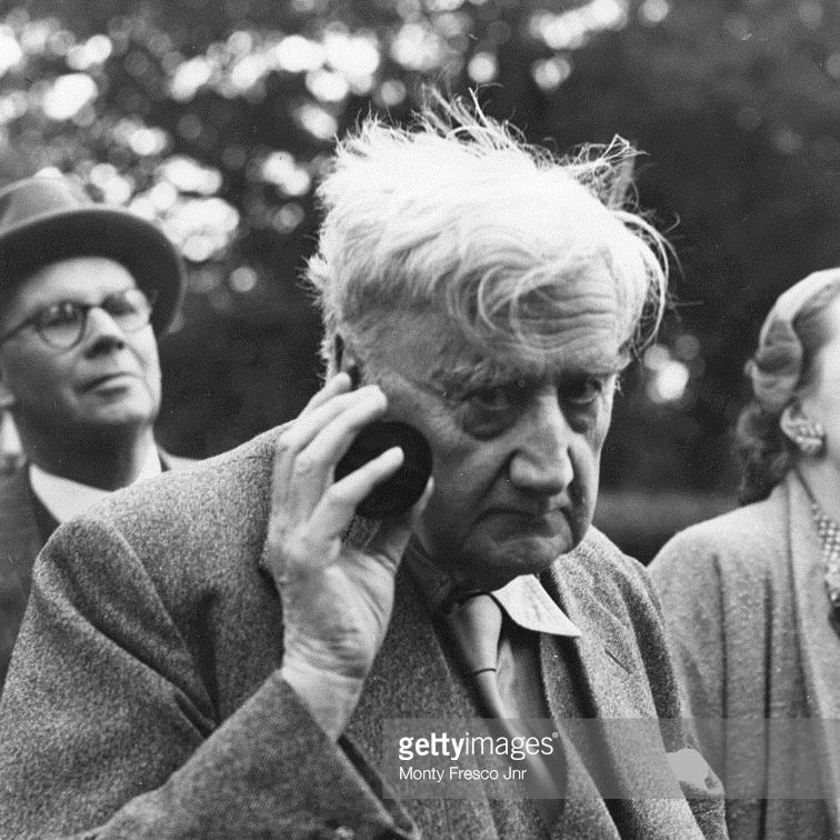 News, views, information and videos related to the great British composer Ralph Vaughan Williams. Tweets by @bencobley.