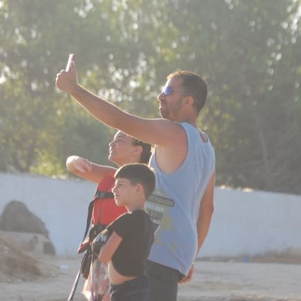 omarkhalil05's profile picture. khalil