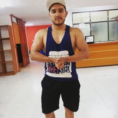 siganmeylossigo soy una persona buena onda enamorado poeta a veces y doy #follow lo que mas odio es el #unfollow el q me lo de se llevara un #chingatumadre