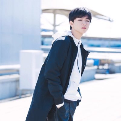 tfboys💙💚❤️大好きな中国人です。 アニメも好きデース。 アイナナすごくハマってます。よろしく❗️