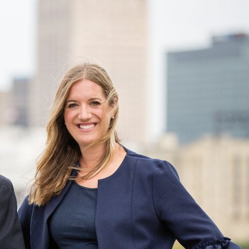 l_richards's profile picture. CEO @MuellerComm • Fan of all things #MKE • Lemonade maker 🍋💪🏼