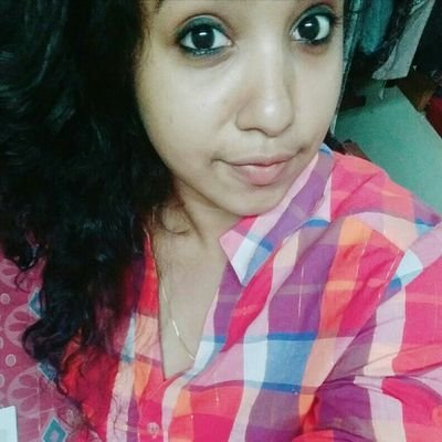 AnuAnn35's profile picture. Aspirant.