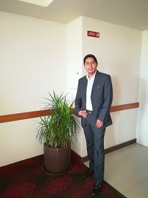 Soy un joven honesto, extrovertido pero sobre todo responsable, y cumplir cada activadad que tengo realizarla con pasión y así ser mejor cada día más..