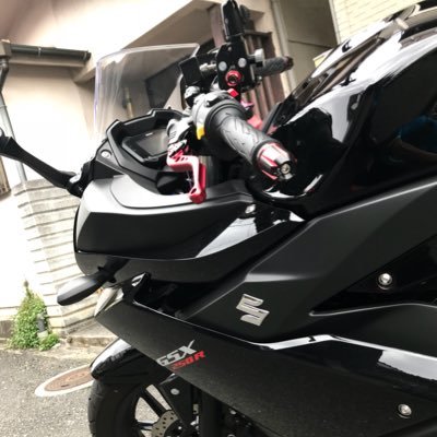 21歳、公務員。憧れで念願のバイクを購入！初心者ライダー、1から勉強しますので、よろしくお願いします！