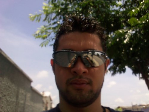 Paulistano, Corinthiano, estudante de farmácia