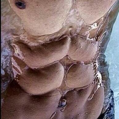 h34rtl33's profile picture. 