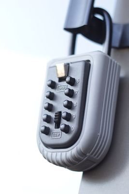 WoHanli's profile picture. Shanghai Kamal manufacture padlocks, key box and key cabinets from China. Any inquiry please contact at lihosco@hotmail.com, Wetchat or Whatsapp +86 18616000876