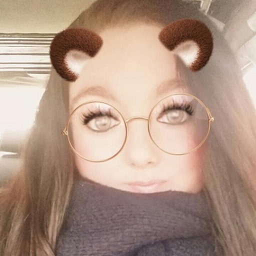 https://t.co/J0guc9av2w | Streameuse | Gentille mais pas trop | Passion ❤