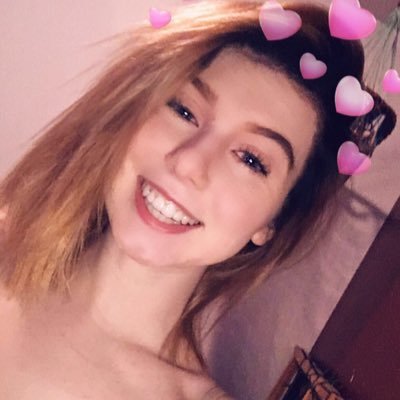 malorie_ann04's profile picture. 