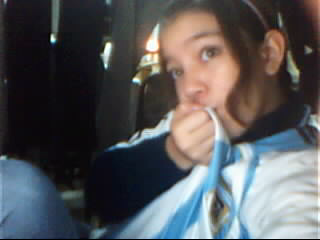 Laurii_Loveu's profile picture. I'm be very nice and I love talking to all :)♥
can you trust me I can assure you that I'm not fake like some people ;)