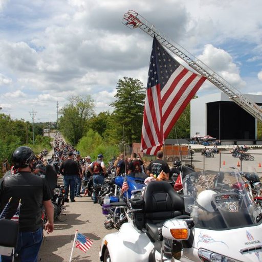 Sept 11 Memorial MCRide hosted by TN III Blue Knights Knoxville #NYC skyline #TwinTowers were the tallest buildings in the world April 4, 1973. never forgotten