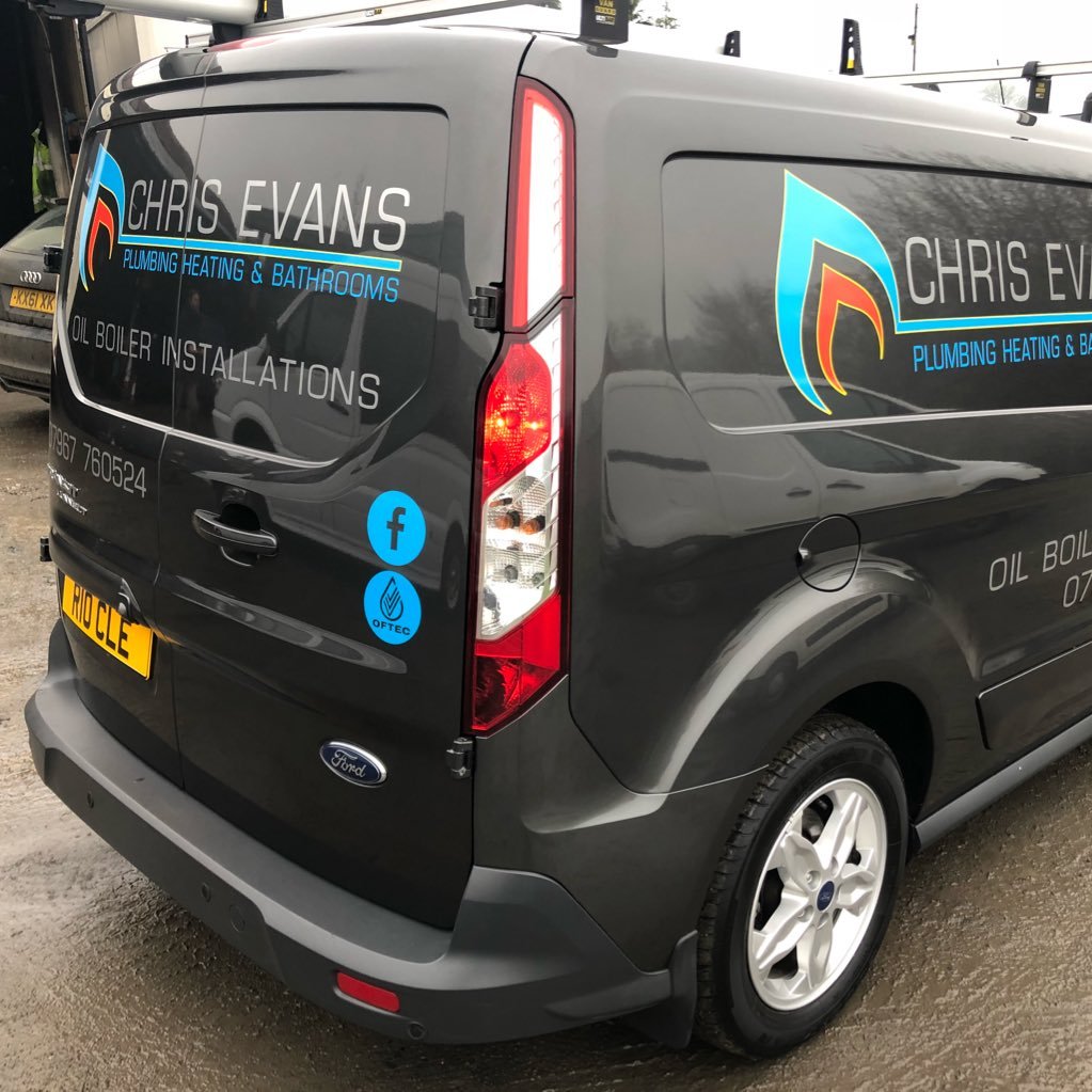 🏴🏴 Plumbing and heating engineer. specialising in oil installations