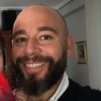 Emprendedor, abogado y soñador. Dedico toda mi energia a cumplir mis sueños, personales y profesionales.