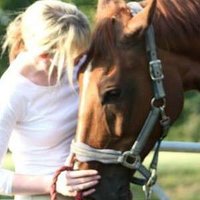 Emily Clark (@emilylouise221) 's Twitter Profile